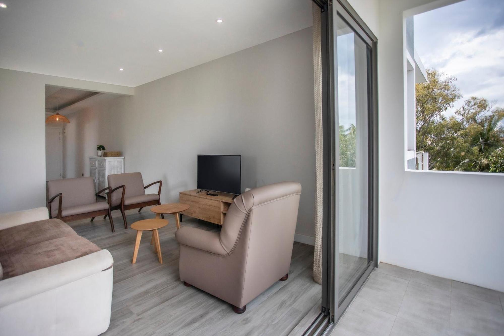 Mayfair Condo In Pereybere Pereybere Beach Kültér fotó
